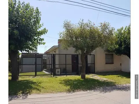Casa de 3 ambientes en venta en SANCHEZ FLORENCIO