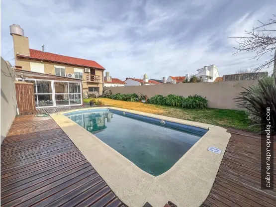 Casa de 4 ambientes en venta en PERALTA RAMOS OESTE