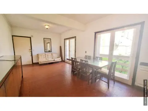 Departamento de 4 ambientes en venta en Soip