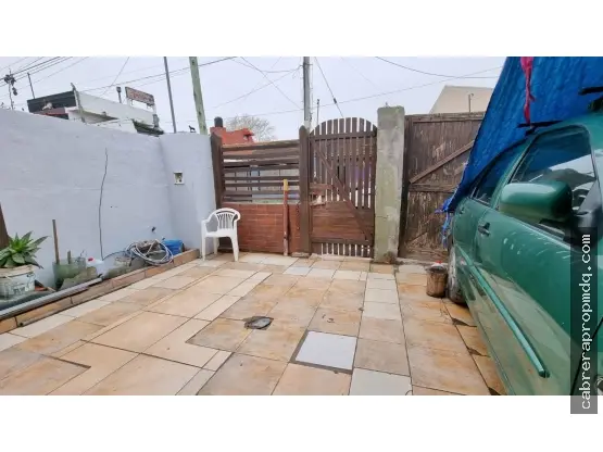 Casa de 3 ambientes en venta en VIRGEN DE LUJAN