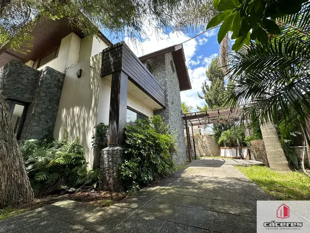 Local de 4 ambientes en venta en ESTRADA JOSE MANUEL