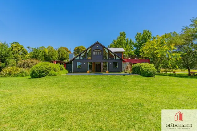 Casa de 3 ambientes en venta en La Armonía