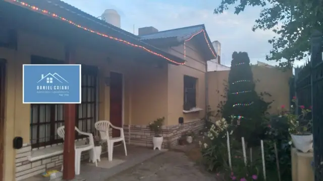 Casa de 4 ambientes en venta en Centro