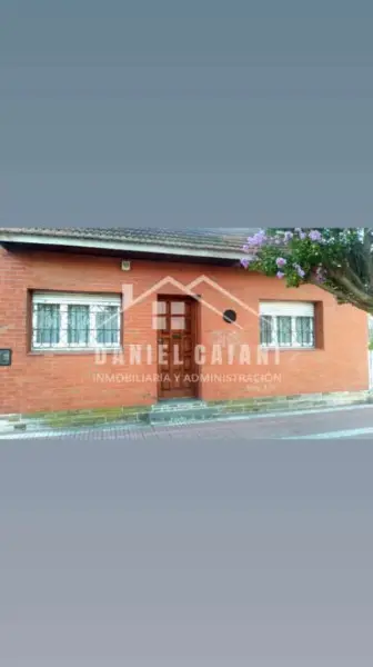 PH de 3 ambientes en alquiler en RIVADAVIA BERNARDINO