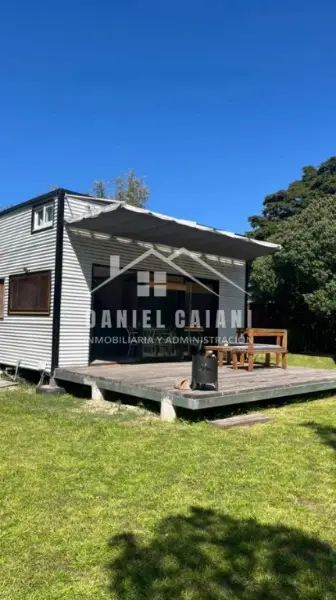 Casa de 2 ambientes en alquiler en LOS ACANTILADOS