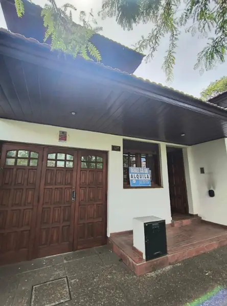 Casa de 4 ambientes en alquiler en LAS AVENIDAS