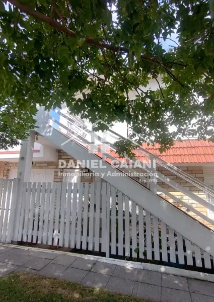 Casa de 4 ambientes en venta en FARO NORTE