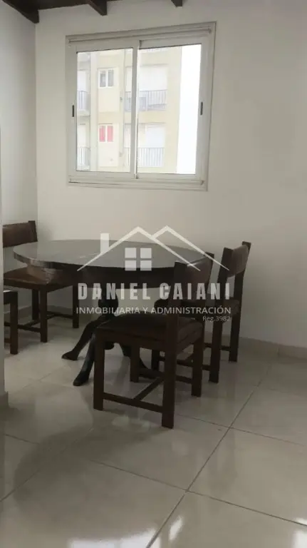 Departamento de 3 ambientes en alquiler en Centro