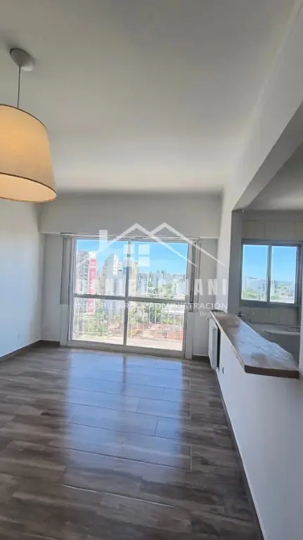 Departamento de 3 ambientes en alquiler en Centro