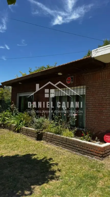 Casa de 3 ambientes en venta en Centro