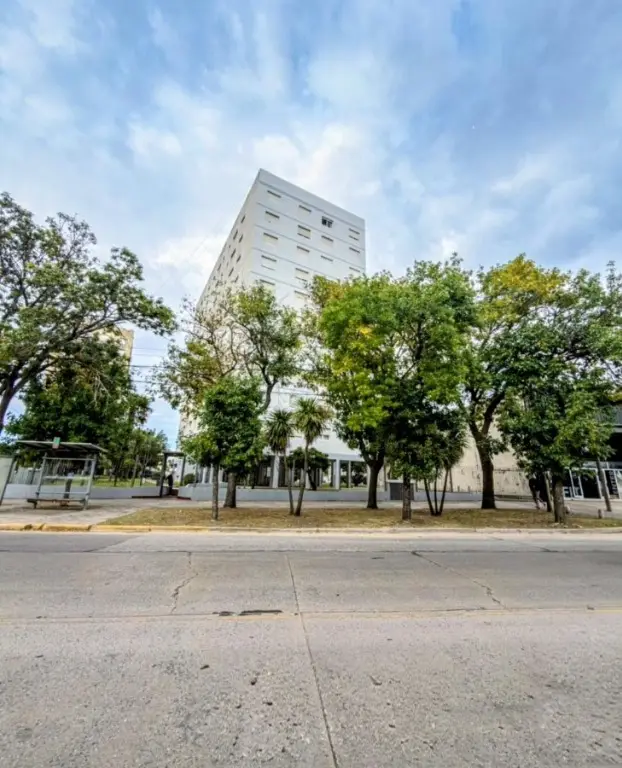 Departamento de 3 ambientes en venta en SARMIENTO DOMINGO FAUSTINO