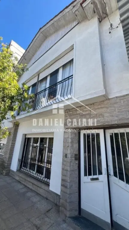Casa de 3 ambientes en alquiler en ESTACION TERMINAL (ALDREY)