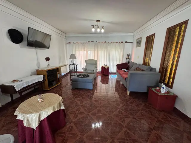 Casa de 6 ambientes en venta en CONSTITUCION