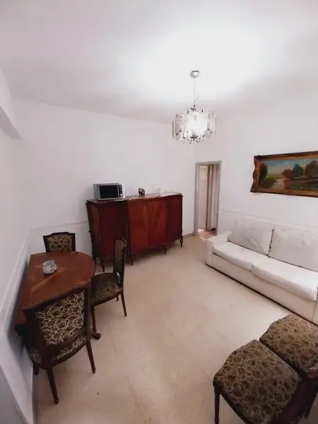 Departamento de 2 ambientes en alquiler en Plaza Colón