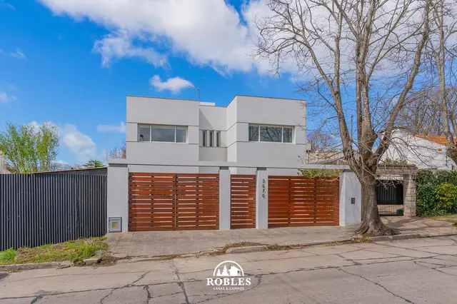 Casa de 5 ambientes en venta en PRIMERA JUNTA