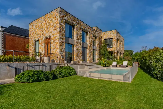 Casa de 8 ambientes en venta en Rumencó