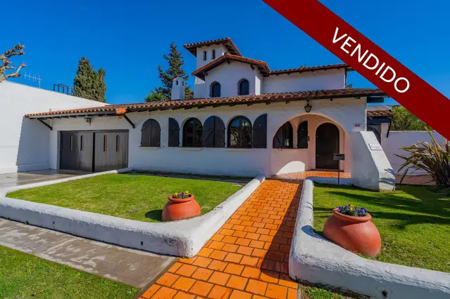 Casa de 6 ambientes en venta en ESTRADA JOSE MANUEL