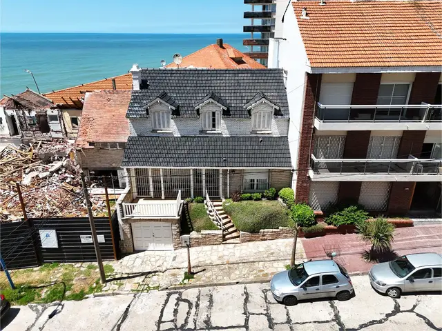 Casa de 4 ambientes en venta en LOMAS DE STELLA MARIS