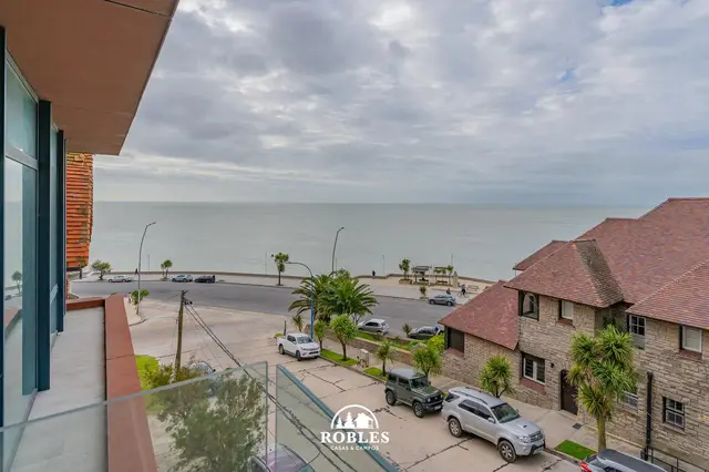 Departamento de 4 ambientes en venta en LOMAS DE STELLA MARIS