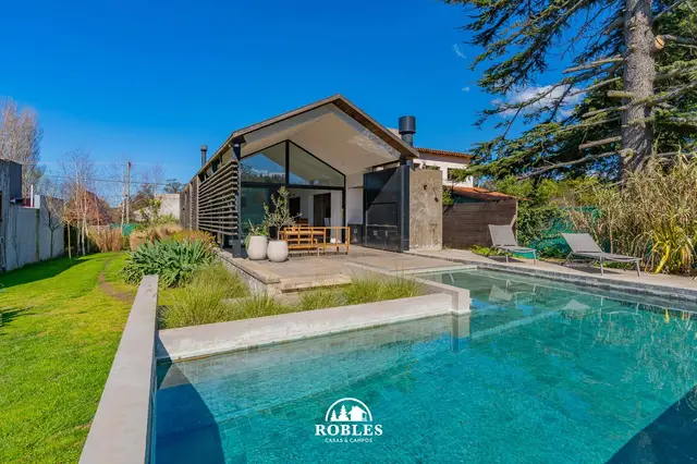 Casa de 3 ambientes en venta en Los Acantilados