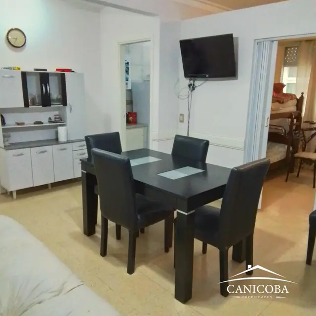 Departamento de 2 ambientes en venta en Área Centro
