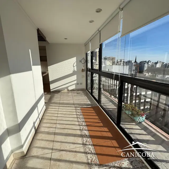 Departamento de 4 ambientes en venta en LA PERLA