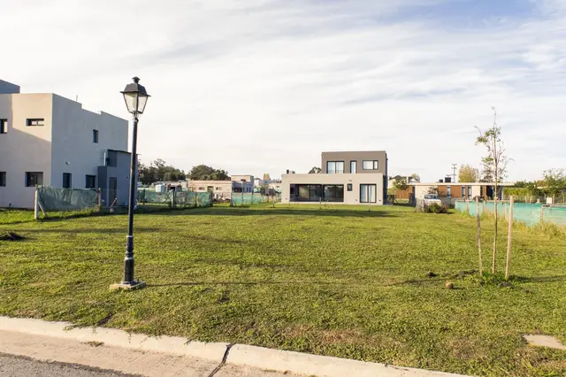 Terreno de 1 ambiente en venta en Jorge Newbery