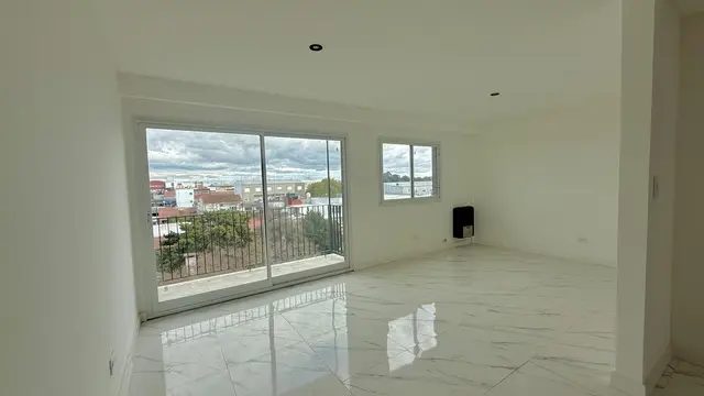 Departamento de 2 ambientes en venta en Villa Primera