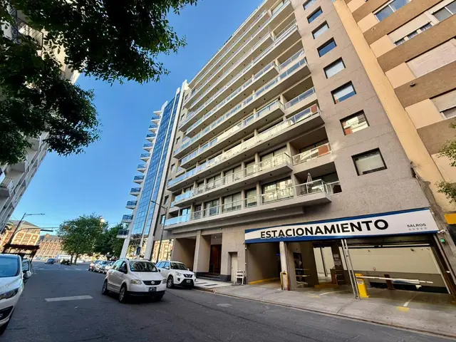 Departamento de 2 ambientes en venta en Plaza Colón