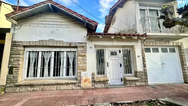 Casa de 4 ambientes en venta en San Carlos