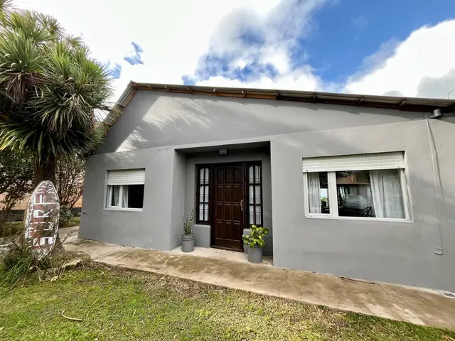 Casa de 4 ambientes en venta en Playa Chapadmalal