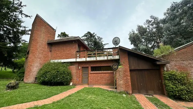 Casa de 2 ambientes en venta en Sierra de los Padres