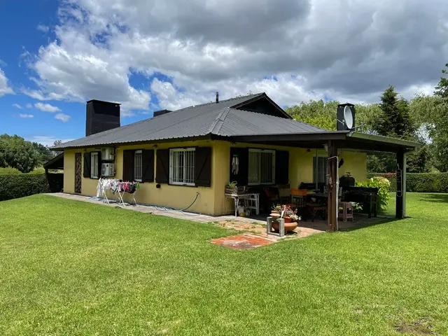 Casa de 4 ambientes en venta en Centro