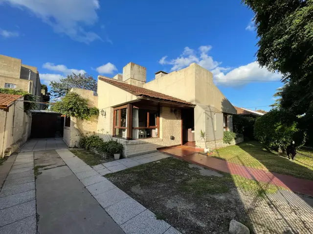 Casa de 4 ambientes en venta en ESTRADA JOSE MANUEL