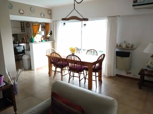Departamento de 4 ambientes en venta en Centro