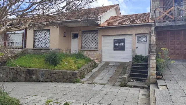 Casa de 3 ambientes en venta en DEL PUERTO