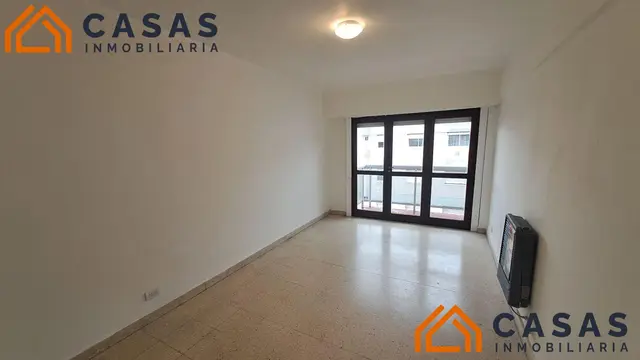 Departamento de 2 ambientes en alquiler en Centro