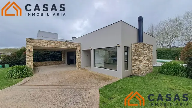 Casa de 4 ambientes en venta en Rumencó