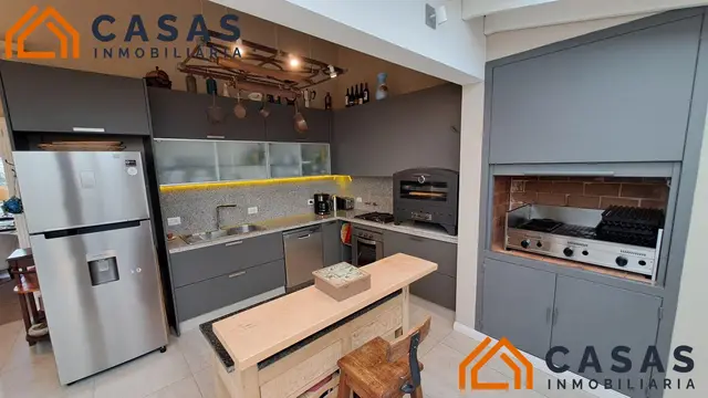Casa de 4 ambientes en alquiler temporario en PLAYA GRANDE