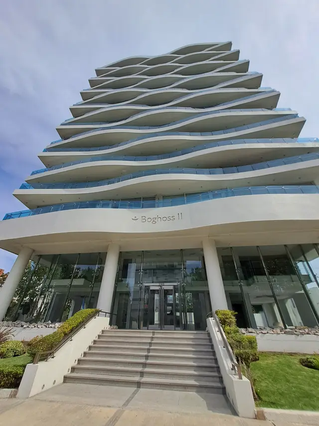 Departamento de 3 ambientes en venta en LA PERLA