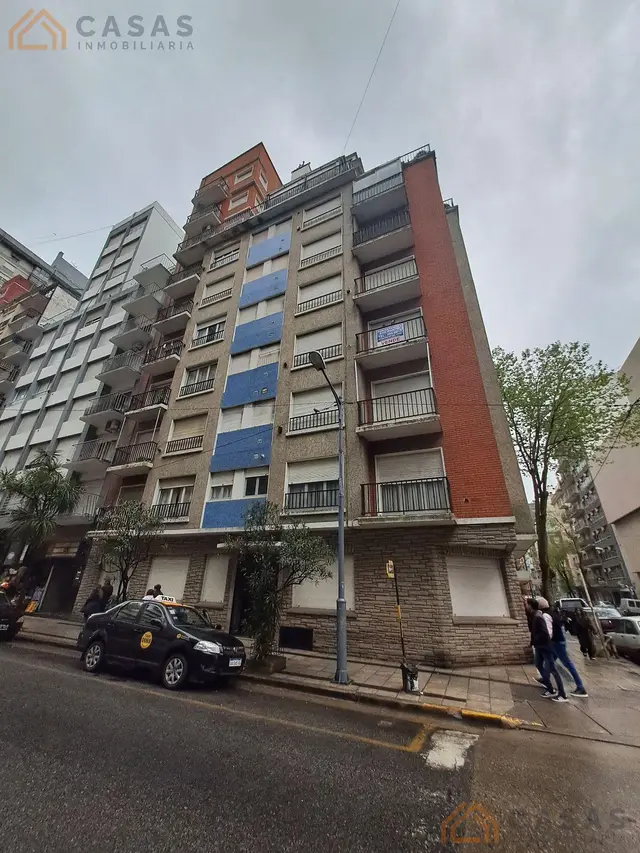 Departamento de 3 ambientes en venta en AREA CENTRO