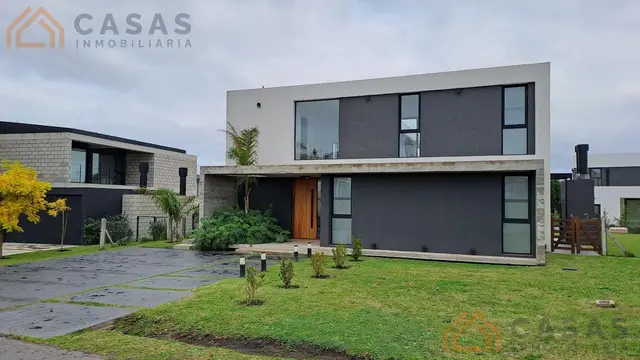 Casa de 3 ambientes en venta en Mar del Plata