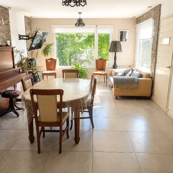 Casa de 3 ambientes en venta en SARMIENTO DOMINGO FAUSTINO