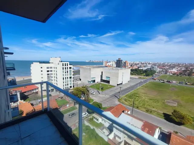 Departamento de 3 ambientes en venta en Parque Luro
