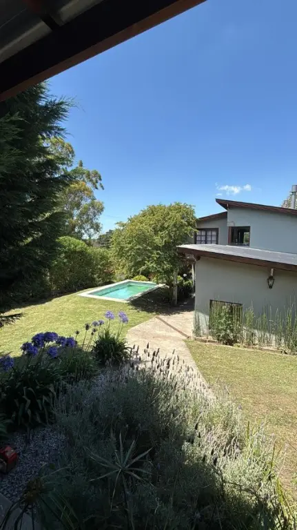 Casa de 4 ambientes en venta en SIERRA DE LOS PADRES