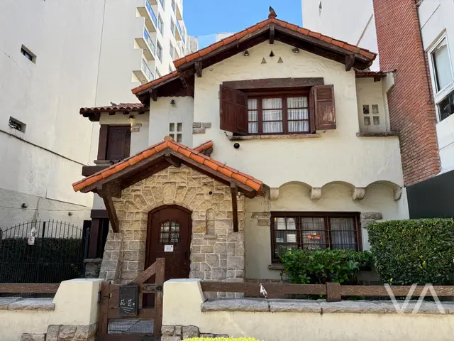 Casa de 4 ambientes en venta en Centro
