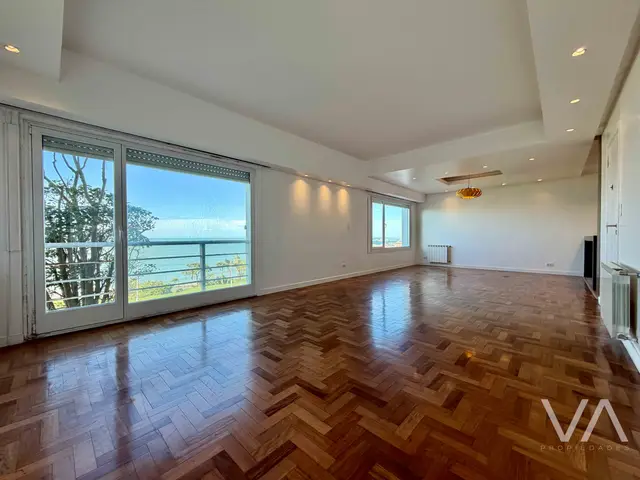 Departamento de 4 ambientes en venta en LEANDRO N. ALEM