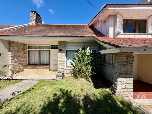 Casa de 4 ambientes en venta en GENERAL ROCA