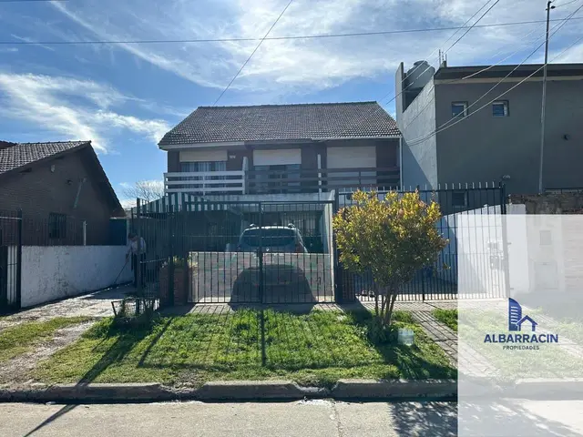 PH de 3 ambientes en venta en PUNTA MOGOTES