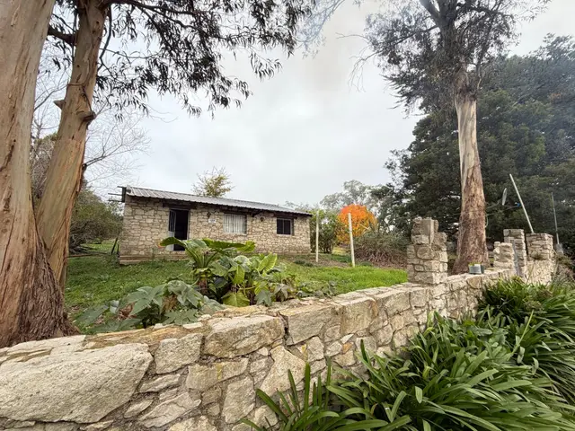 Casa de 4 ambientes en venta en LA GLORIA DE LA PEREGRINA
